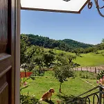 Podere Pratizzoli Lägenhet Tole